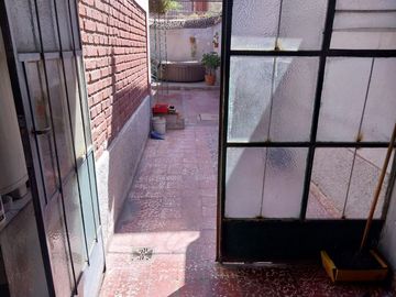 Venta casa con la mejor ubicación en Godoy Cruz