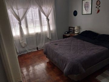 Venta casa con la mejor ubicación en Godoy Cruz