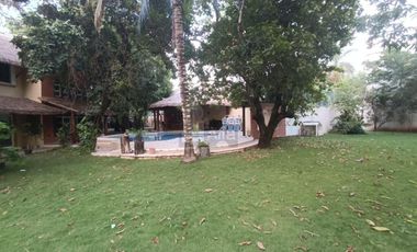 Casa en Venta Av. Colegios SM 309 con 1,500m2 de terreno y 600m2 de construcción