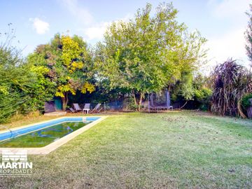 Casa en venta en Bº Santa Maria De Los Olivos. Malvinas.