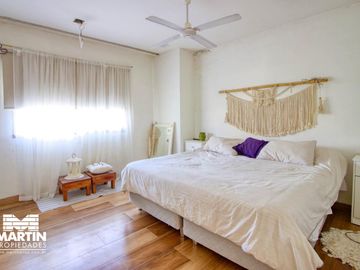 Casa en venta en Bº Santa Maria De Los Olivos. Malvinas.