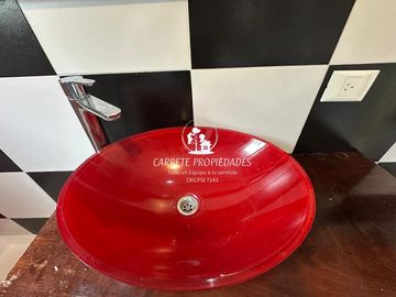 Oportunidad! Casa en venta 4 amb. y pileta. Barrio Santa Guadalupe. Pilar.