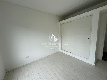 Oportunidad! Casa en venta 4 amb. y pileta. Barrio Santa Guadalupe. Pilar.