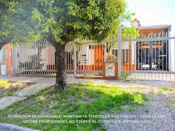 Casa en venta c/ cochera en Temperley
