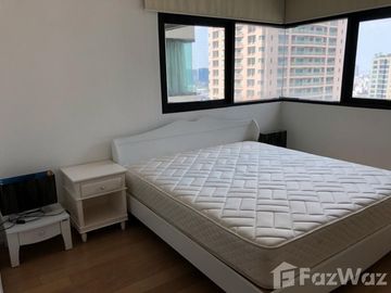 2 Bedroom Condo for sale at Sathorn Gardens