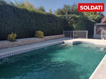 Casa Apta a Crédito en Venta en Barrio Cerrado Los Sauces