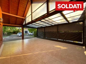 Casa Apta a Crédito en Venta en Barrio Cerrado Los Sauces