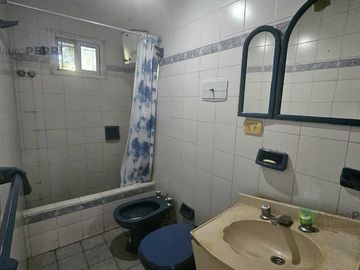 PH en venta La Plata