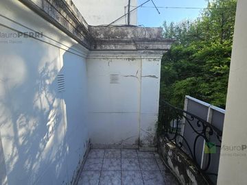 PH en venta La Plata