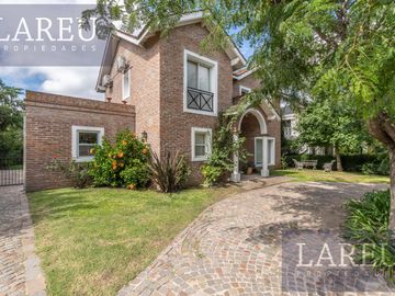 Casa en Venta - Club De Campo Pueyrredon, Pilar