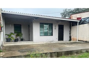 Remate de casa en Don Bosco, Las Acacias # 2238 cvd