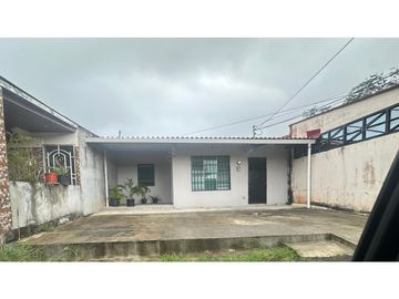 Remate de casa en Don Bosco, Las Acacias # 2238 cvd