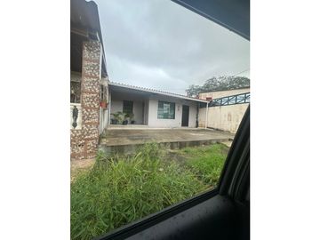 Remate de casa en Don Bosco, Las Acacias # 2238 cvd