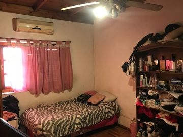 CASA EN BANFIELD O. ACEPTA PERMUTA!APTO CREDITO!