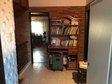 CASA EN BANFIELD O. ACEPTA PERMUTA!APTO CREDITO!