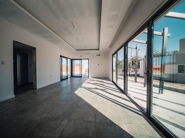 VENTA| CASA 2 dorm. en RIO CEBALLOS