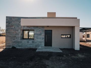 VENTA| CASA 2 dorm. EN RIO CEBALLOS