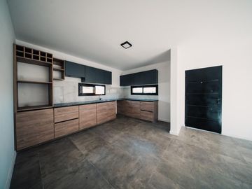 VENTA| CASA 2 dorm. EN RIO CEBALLOS