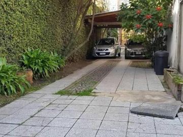 Casa en venta - 8 Dormitorios 5 Baños - Cochera - 1.160Mts2 - Villa Ballester