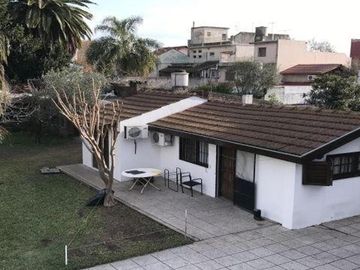Casa en venta - 8 Dormitorios 5 Baños - Cochera - 1.160Mts2 - Villa Ballester