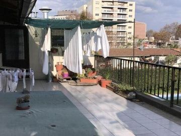 Casa en venta - 8 Dormitorios 5 Baños - Cochera - 1.160Mts2 - Villa Ballester