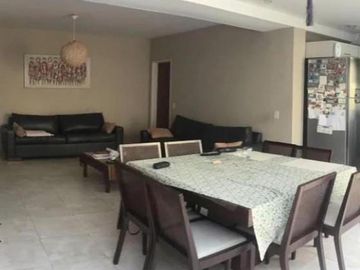 Casa en venta - 8 Dormitorios 5 Baños - Cochera - 1.160Mts2 - Villa Ballester