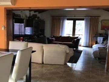 Casa en venta - 8 Dormitorios 5 Baños - Cochera - 1.160Mts2 - Villa Ballester