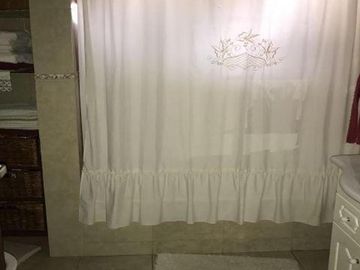 Casa en venta - 8 Dormitorios 5 Baños - Cochera - 1.160Mts2 - Villa Ballester