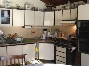 Casa en venta - 8 Dormitorios 5 Baños - Cochera - 1.160Mts2 - Villa Ballester