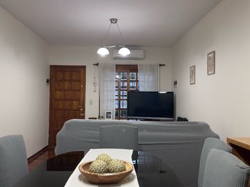 Triplex en venta en Olivos-4ambientes-Patio-Quincho-Apto crédito.
