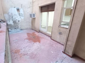 Centro Plaza San Martin, 2 ambientes con patio, excelente ubicacion, apto credito, vivienda, profes