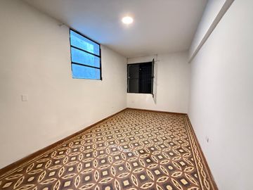 Oportunidad de Inversión! 3 departamentos en VENTA, Av. Soldati al 800, frente al Parque 9 de Julio