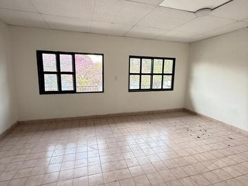 Oportunidad de Inversión! 3 departamentos en VENTA, Av. Soldati al 800, frente al Parque 9 de Julio