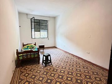 Oportunidad de Inversión! 3 departamentos en VENTA, Av. Soldati al 800, frente al Parque 9 de Julio