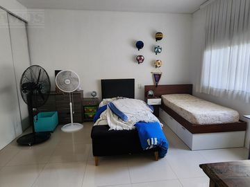 4 DORMITORIOS. AL RIO. NOR-OESTE. APTA CREDITO.