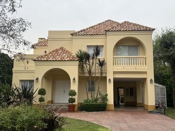 Country Saint Thomas sur Canning