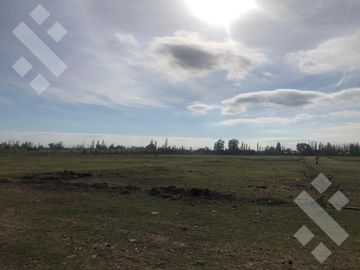 VENTA LOTE 800M2 BARRIO CERRADO 