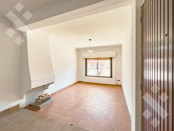 Venta Casa 3 dormitorios, Centro, Neuquen Capital