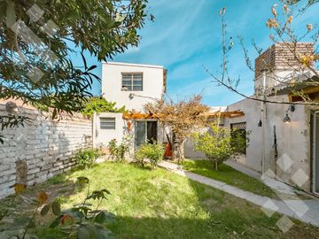 Venta Casa 3 dormitorios, Centro, Neuquen Capital