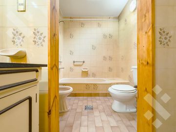 Venta Casa 3 dormitorios, Centro, Neuquen Capital