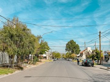 Venta Casa 3 dormitorios, Centro, Neuquen Capital