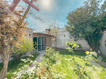 Venta Casa 3 dormitorios, Centro, Neuquen Capital