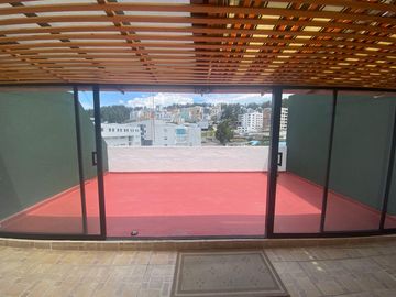 Se vende amplio Departamento en Cochapata