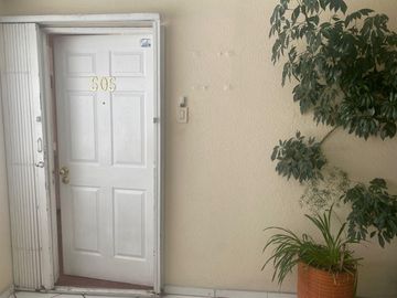 Se vende amplio Departamento en Cochapata