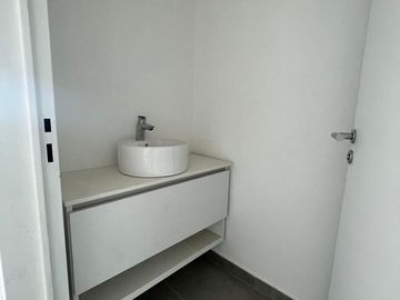 QUANTUM BELLINI - 3 AMBIENTES C/DEPENDENCIA, COCHERA Y VISTA AL RIO