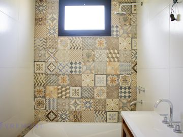 Casa 4 amb a estrenar en Alvarez del Bosque con Pileta