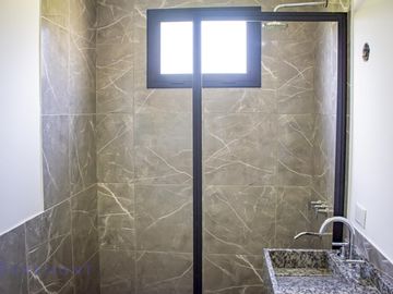 Casa 4 amb a estrenar en Alvarez del Bosque con Pileta