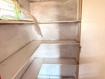 Amplio departamento de 2 dormitorios , Moreno 1era cuadra, Barrio Sur