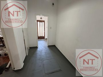 VENTA CASA MAS LOCAL . OPORTUNIDAD