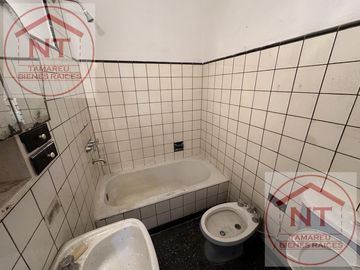 VENTA CASA MAS LOCAL . OPORTUNIDAD